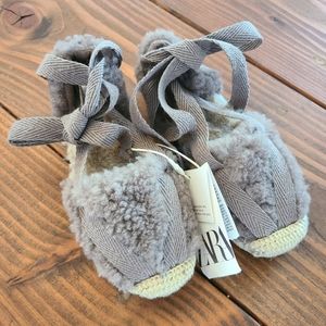 NWT Zara Toddler Shoes - 9 (25)